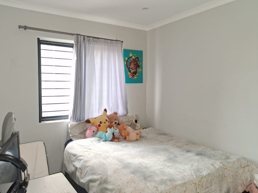2 Bedroom Property for Sale in Parklands East Western Cape